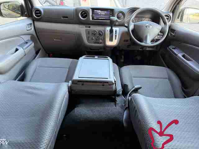 Nissan NV350-2018