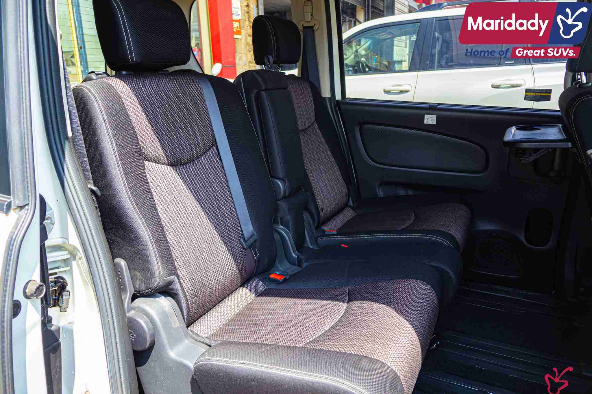 Nissan Serena-2017