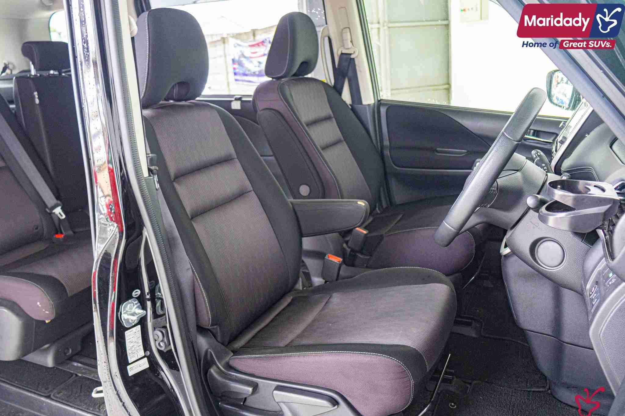 Nissan Serena-2017