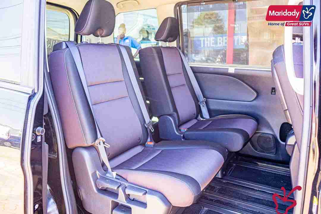 Nissan Serena-2017