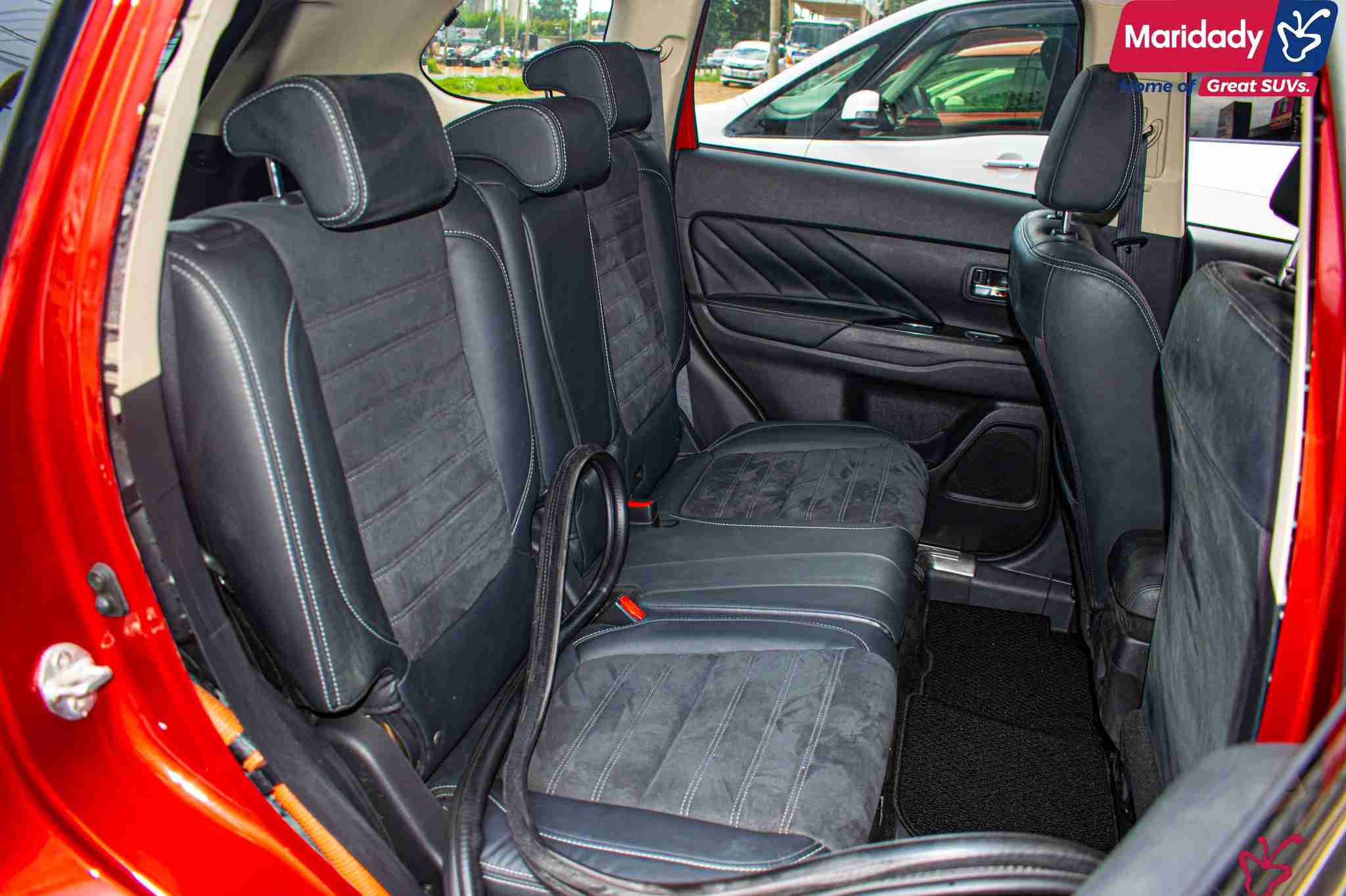 Mitsubishi Outlander-2016