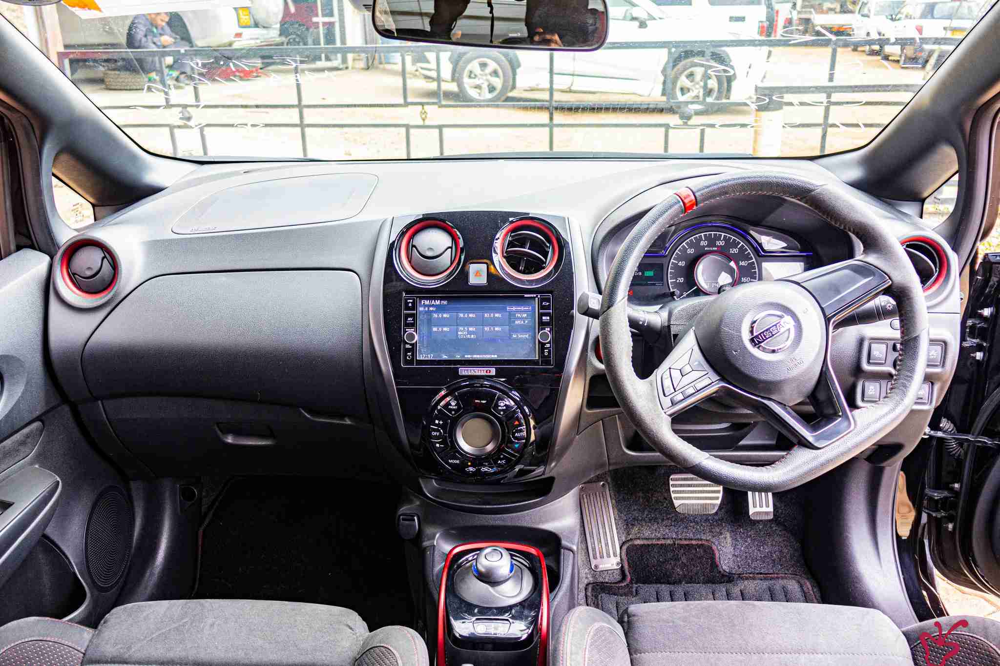 Nissan Note-2018