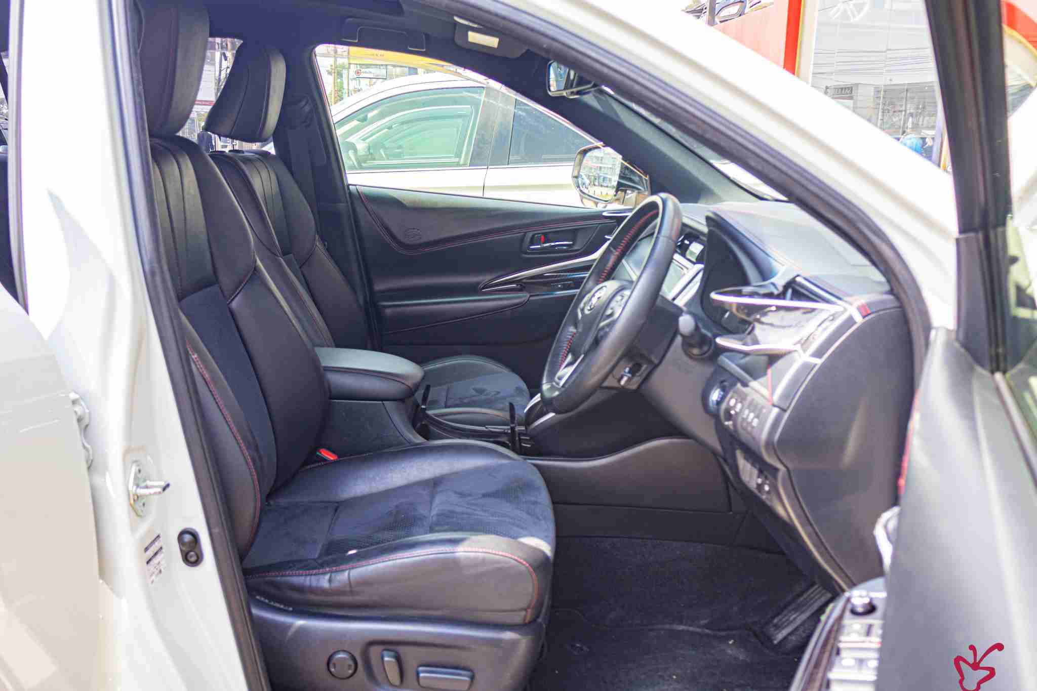 Toyota harrier-2018