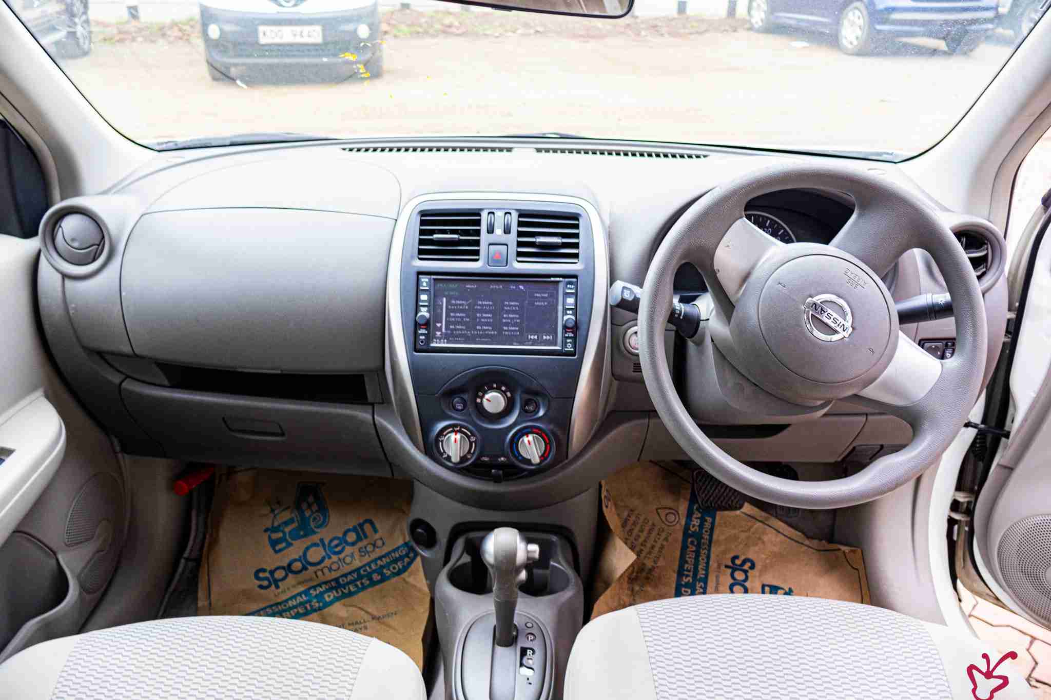 Nissan March-2017