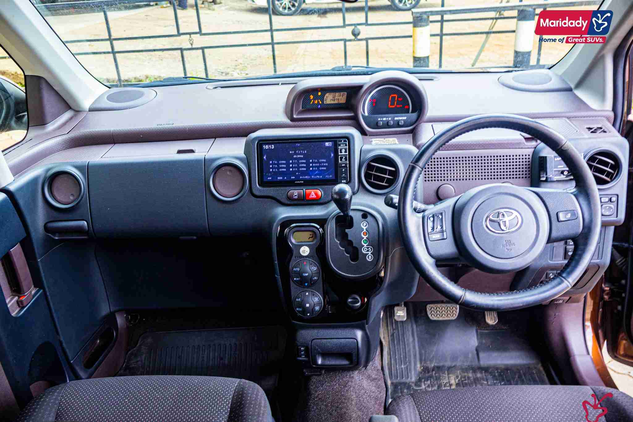 Toyota porte-2017
