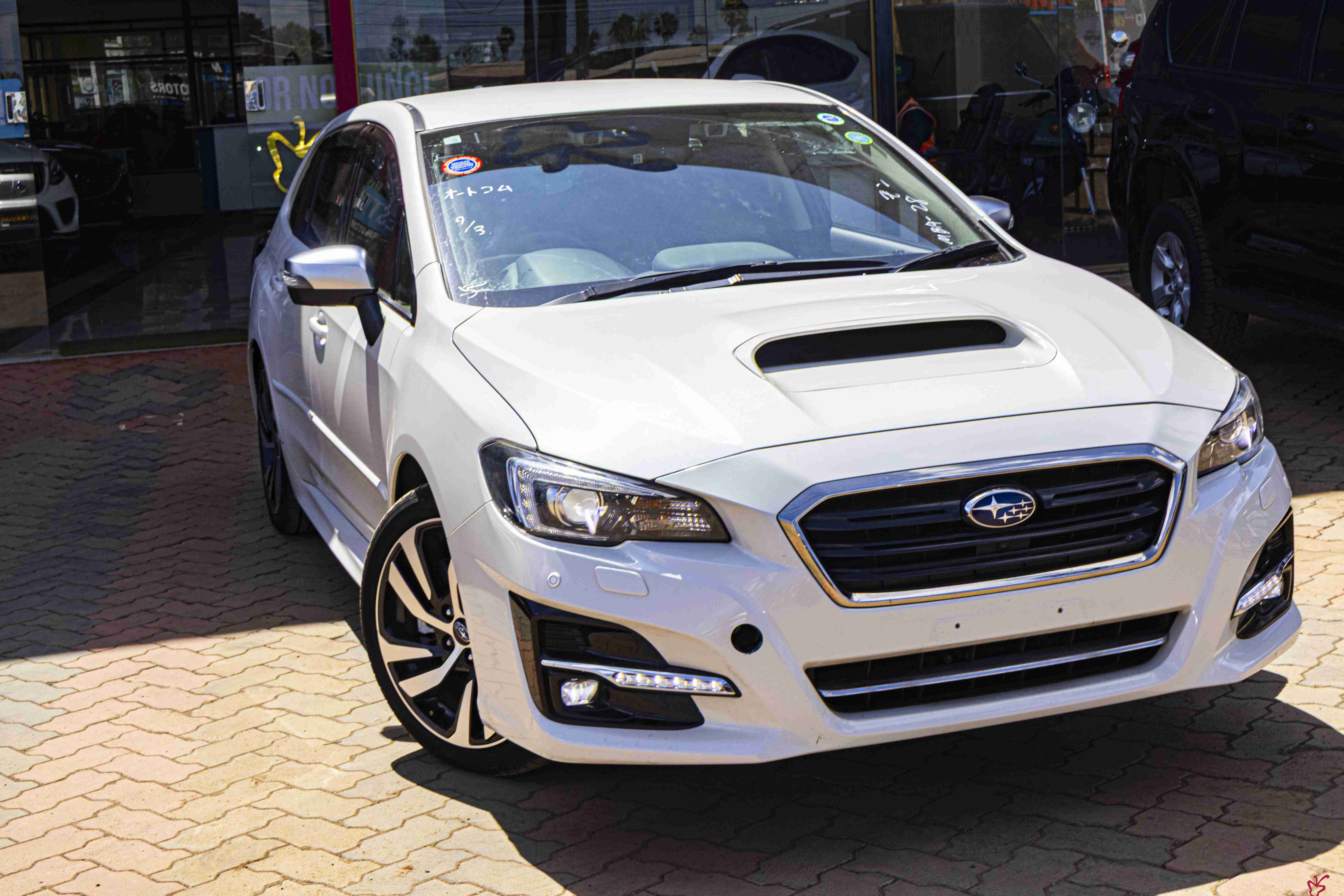 Vehicle Image Mobile View