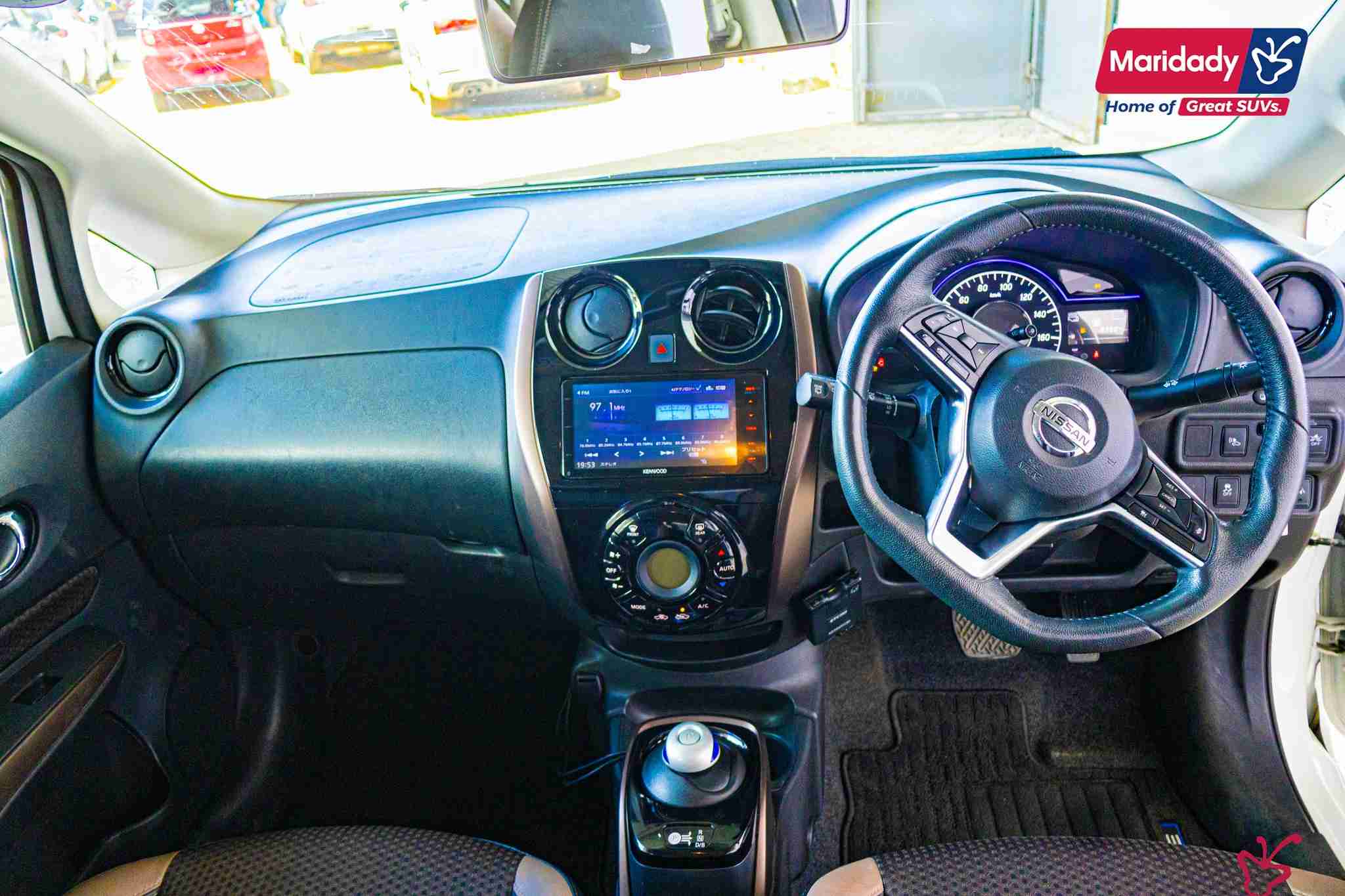 Nissan Note-2017