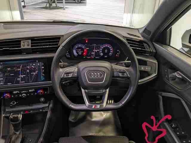 Audi Q3-2020