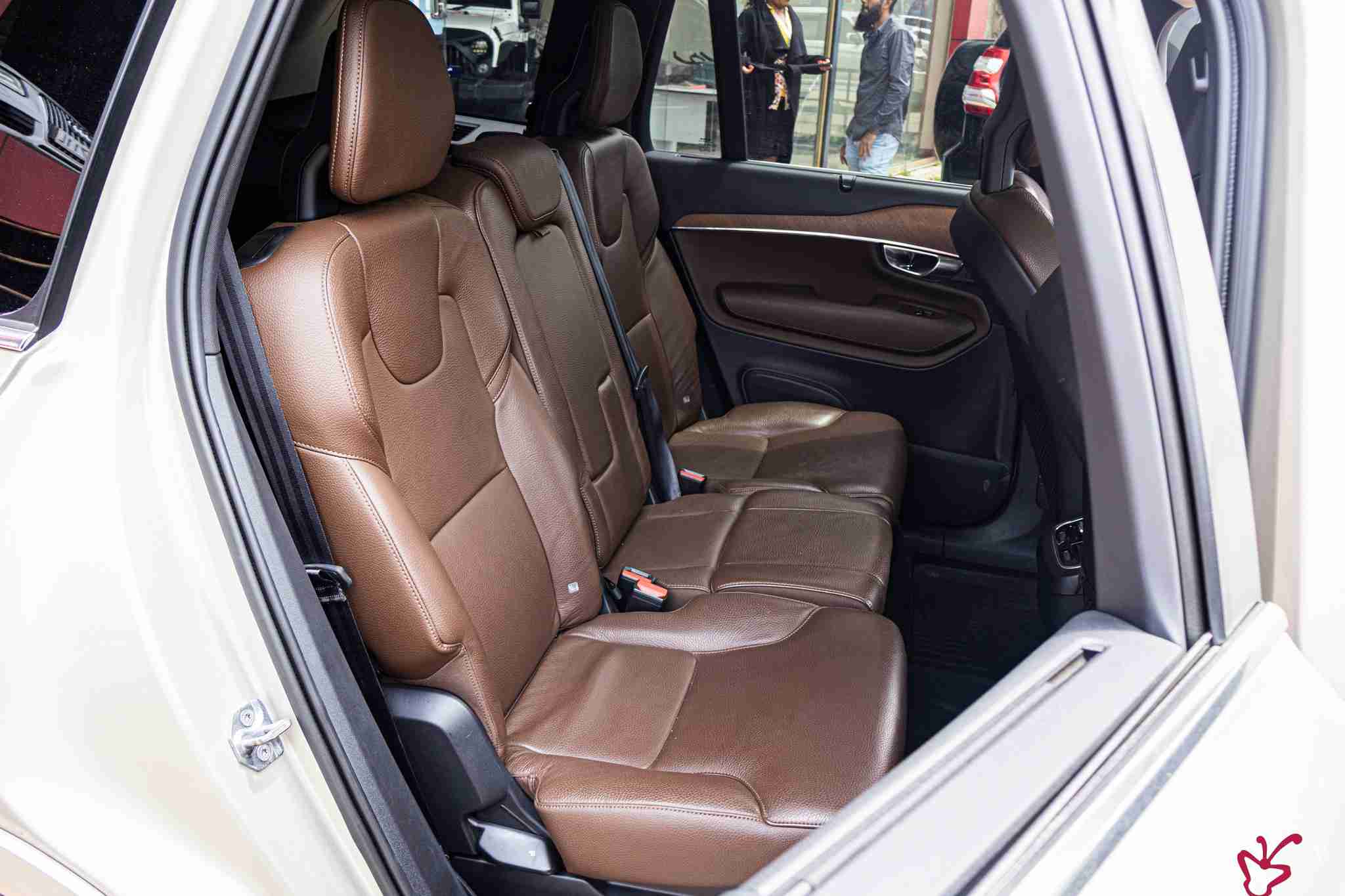 Volvo xc90-2018