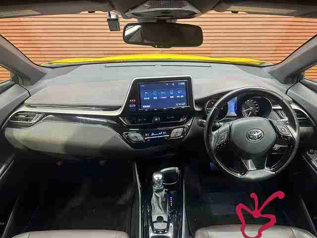 Toyota c-hr-2018