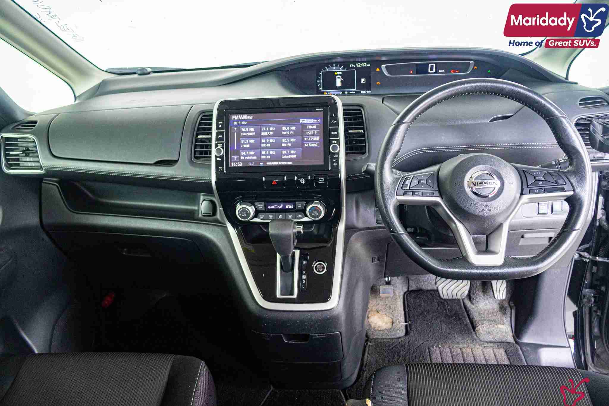 Nissan Serena-2017
