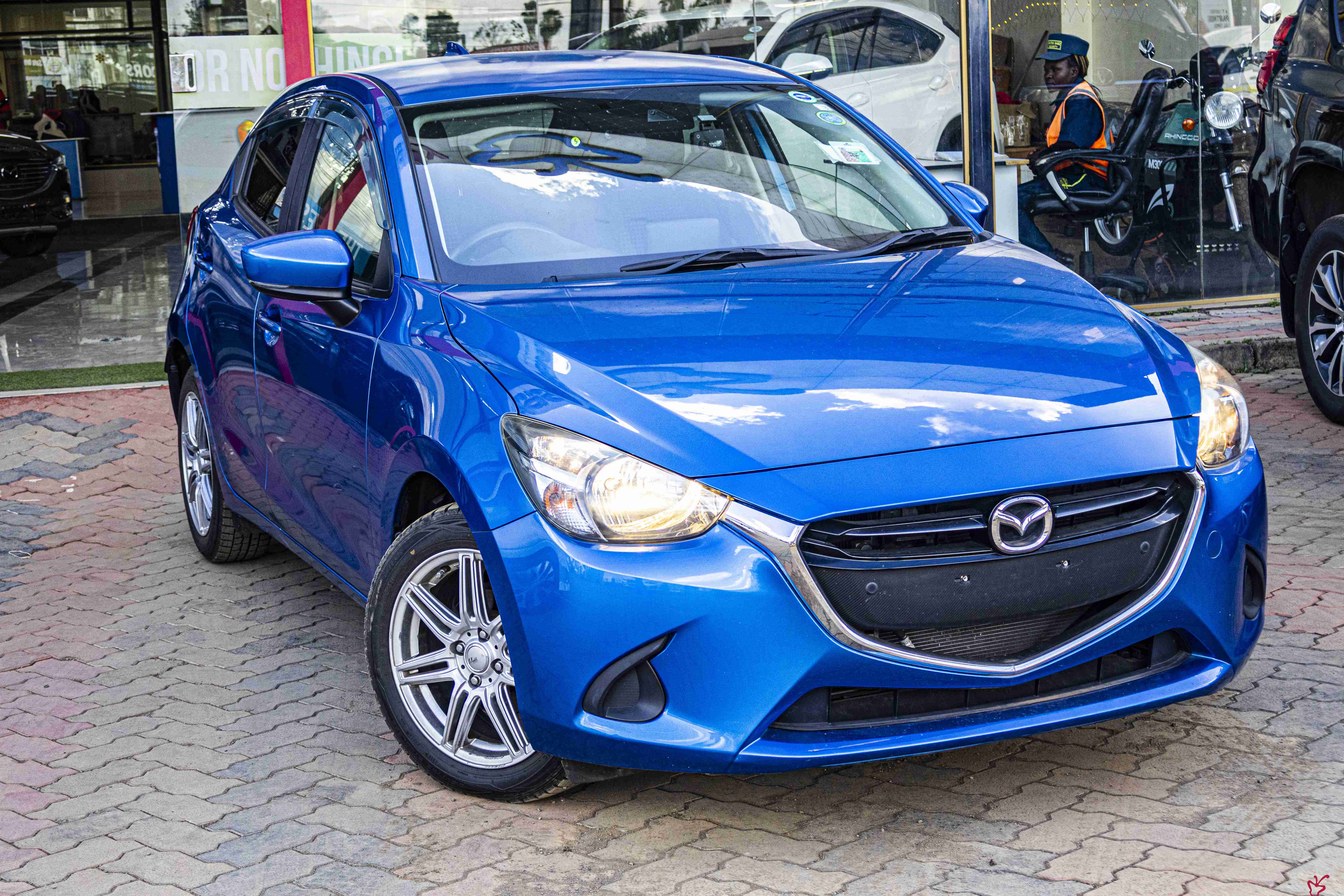 Vehicle Image Mobile View