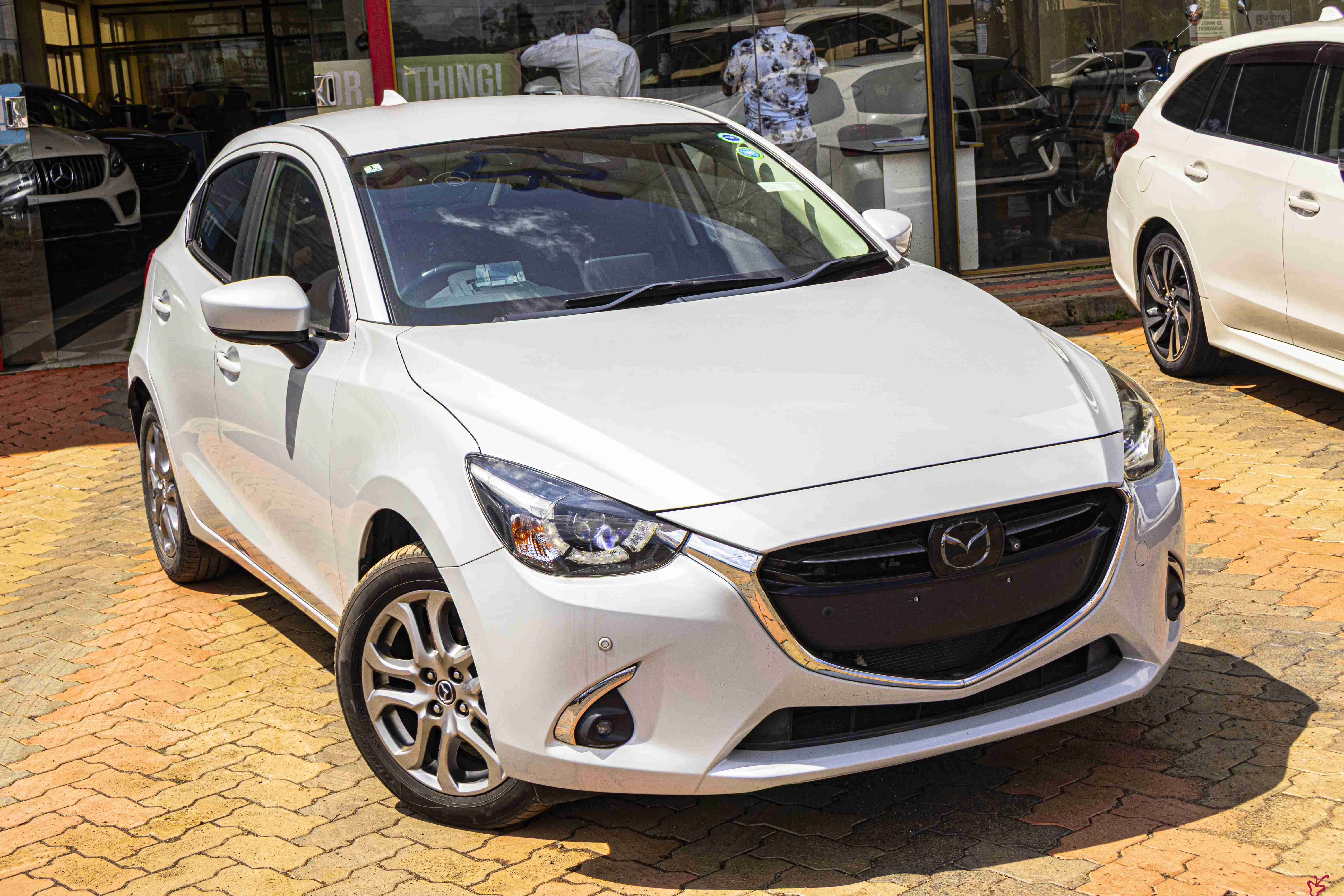 Vehicle Image Mobile View