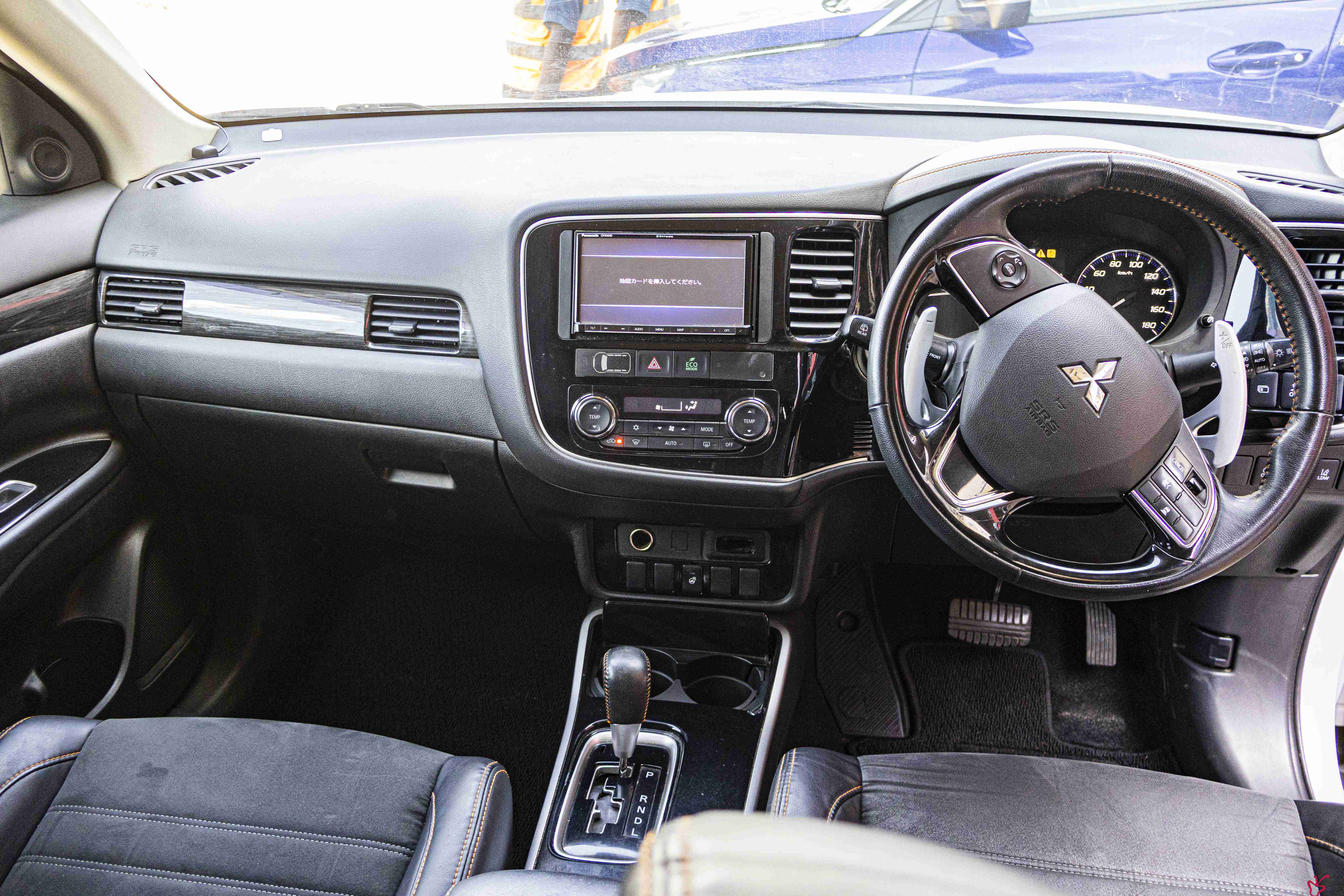 Mitsubishi Outlander-2018