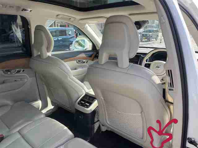Volvo xc90-2020