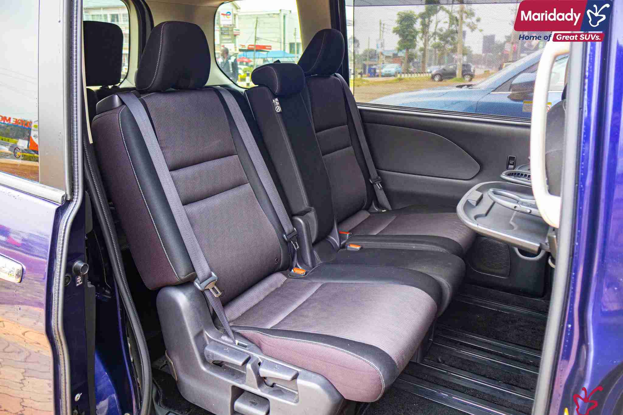 Nissan Serena-2017