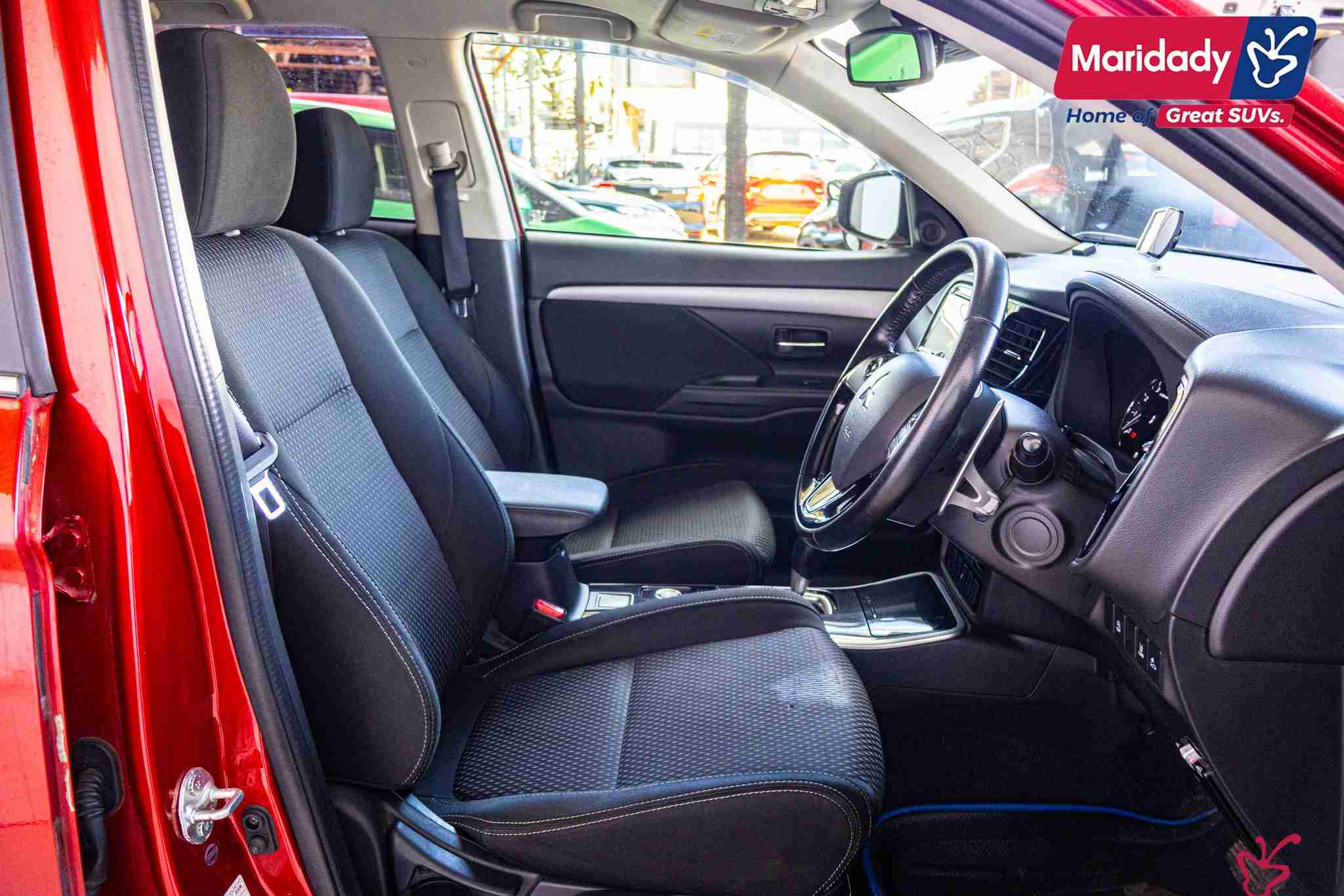 Mitsubishi Outlander-2017